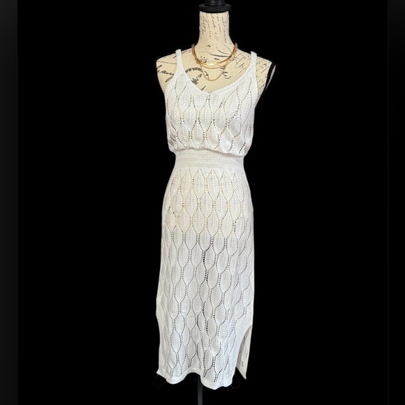 WHITE EYELET LONG SLEVELESS DRESS SIZE LARGE NEW - Picture 7 of 7